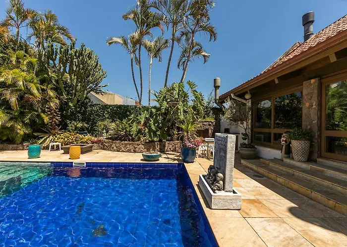 Balinesa Belissima Mansao Com Piscina, Jacuzzi E Sauna Villa Porto Alegre