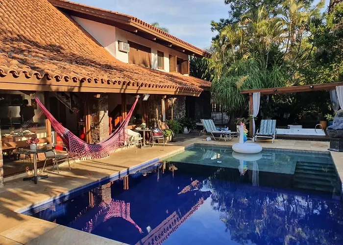 Villa Balinesa Belissima Mansao Com Piscina, Jacuzzi E Sauna