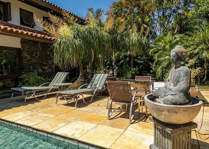 Villa Balinesa Belissima Mansao Com Piscina, Jacuzzi E Sauna Porto Alegre