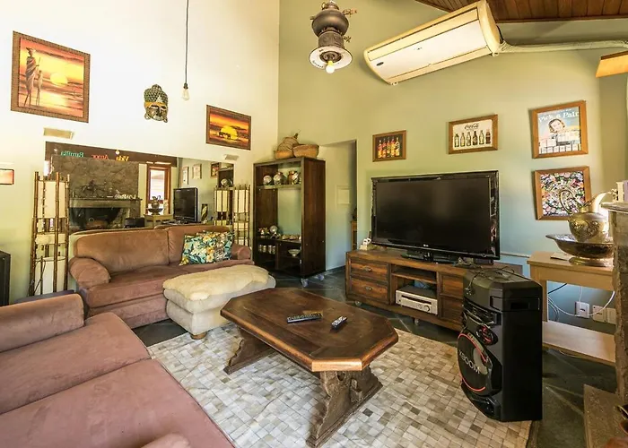 Villa Balinesa Belissima Mansao Com Piscina, Jacuzzi E Sauna Porto Alegre